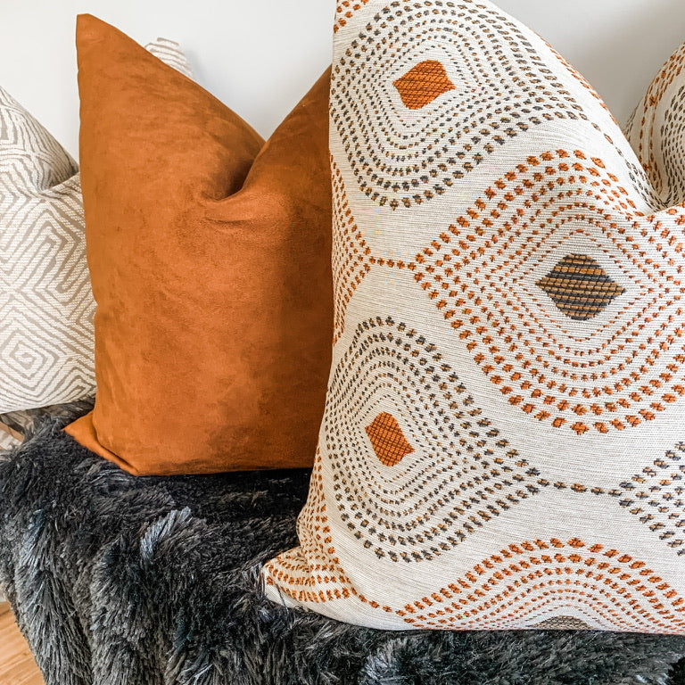 How to Upkeep Your Throw Pillows