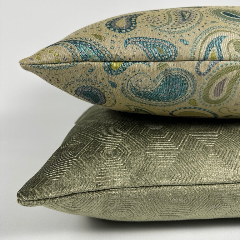 Why Quality of Fabric Matters in Luxury and Designer Throw Pillows