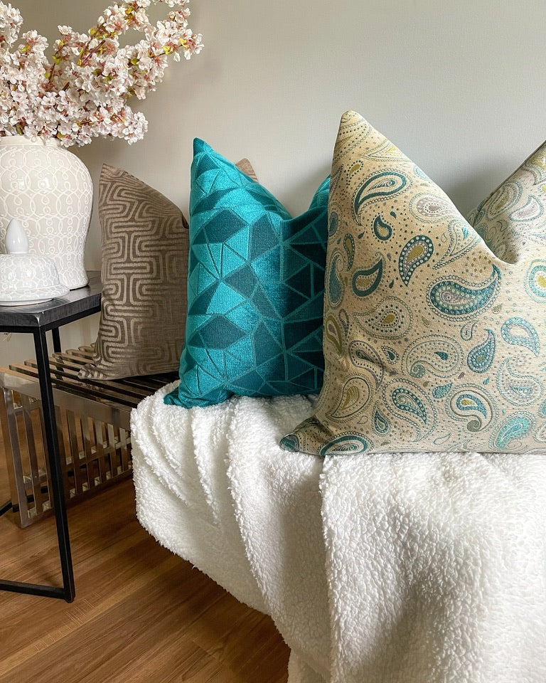 Luxury Pillow Combos for Home