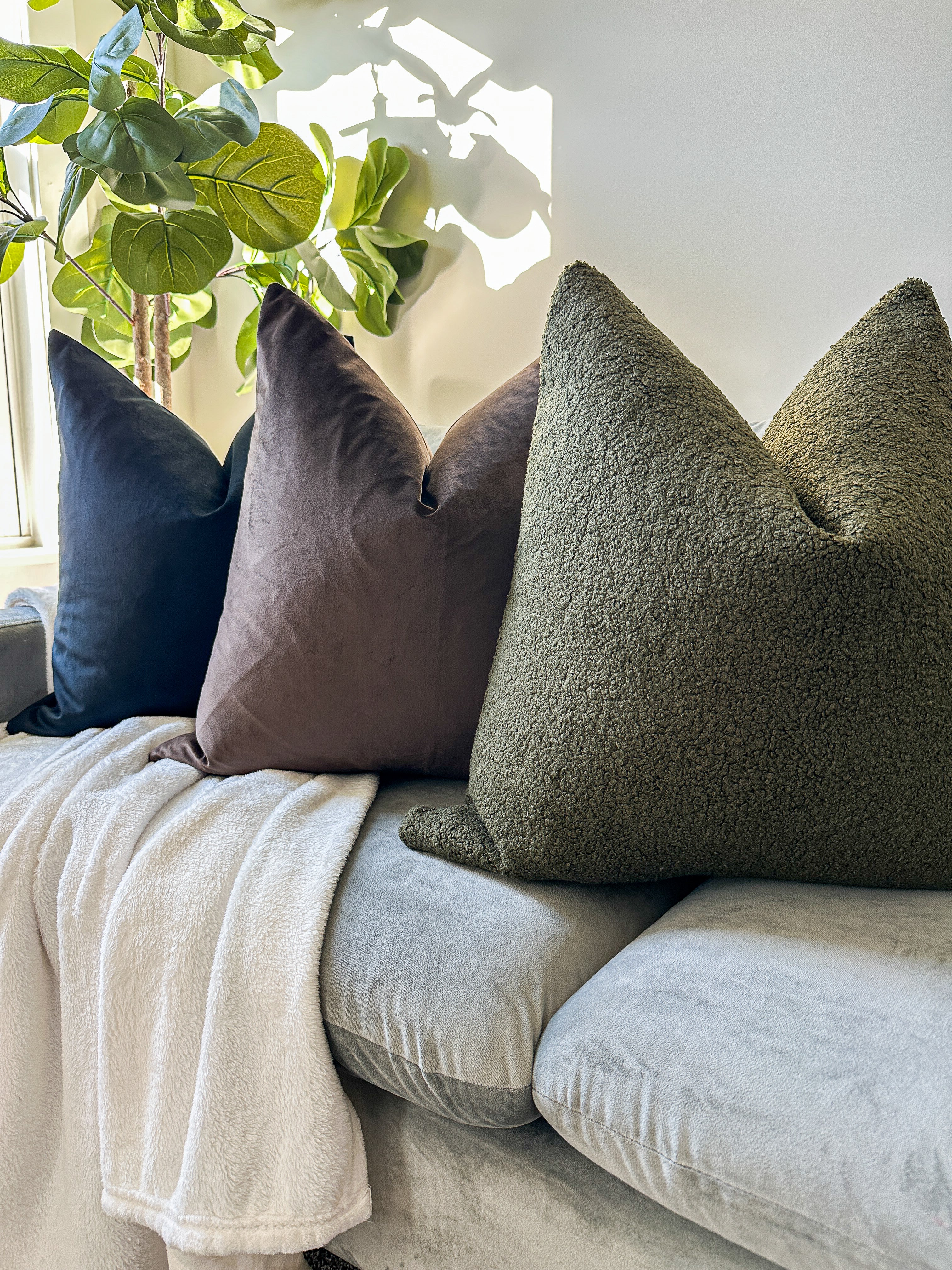 Wild Olive Pillow Combo Love, Ravin Collection