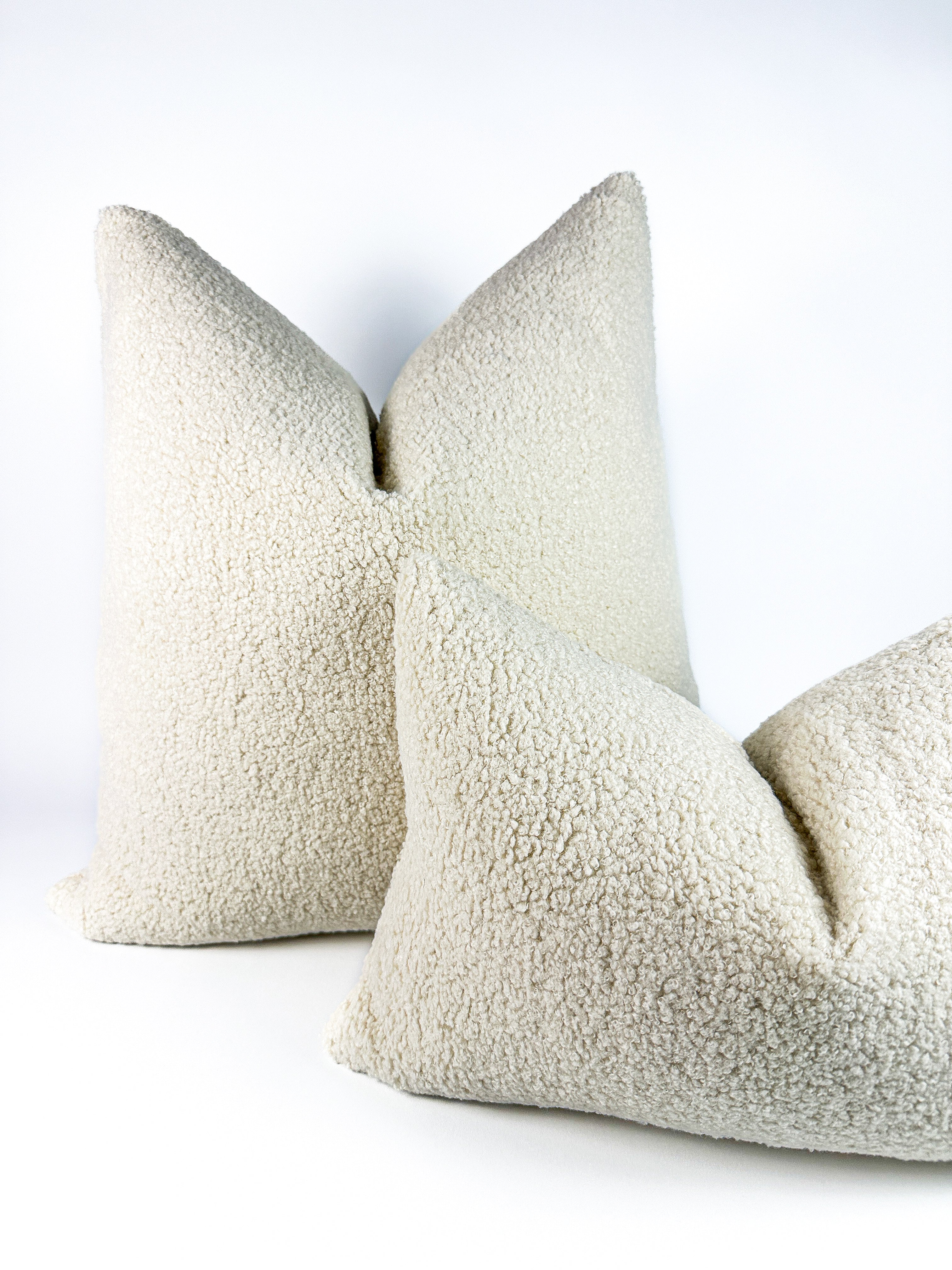 Bone Bouclé Pillow Cover simple Love, Ravin Collection