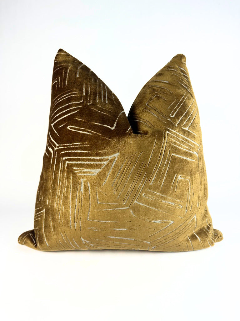 Honey Velvet Expression Pillow Cover Love, Ravin Collection