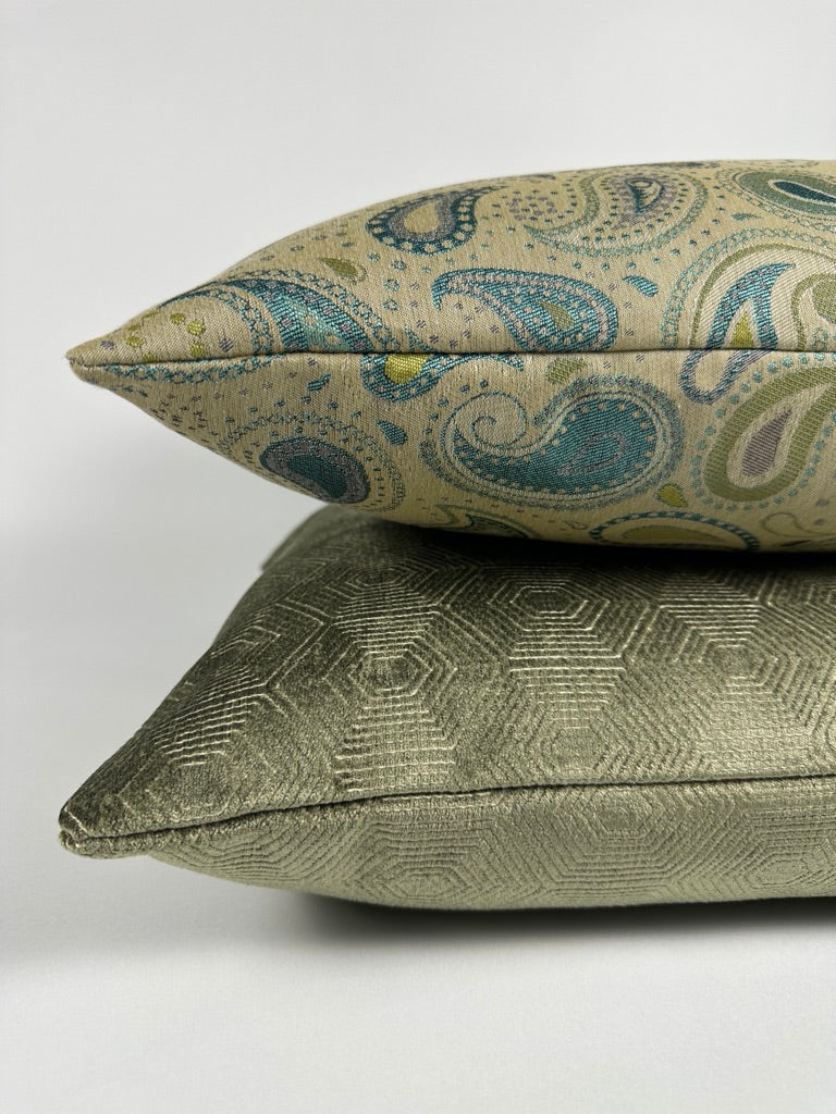 Why Quality of Fabric Matters in Luxury and Designer Throw Pillows