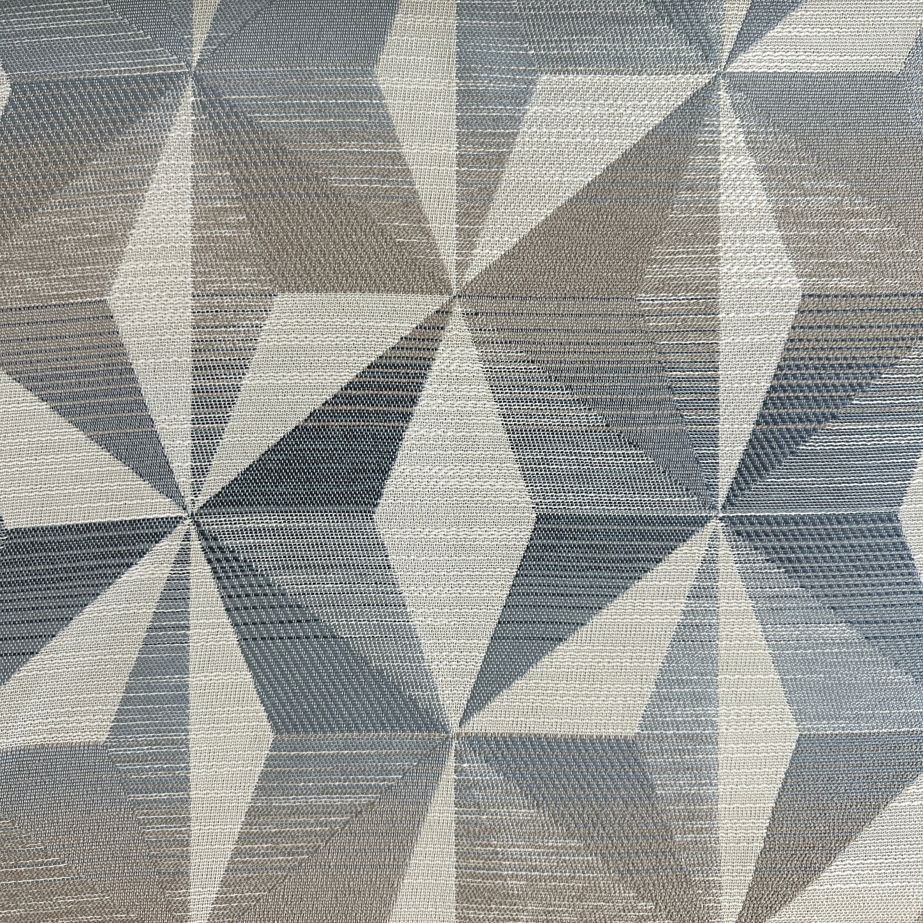 VAU013 Love, Ravin Collection