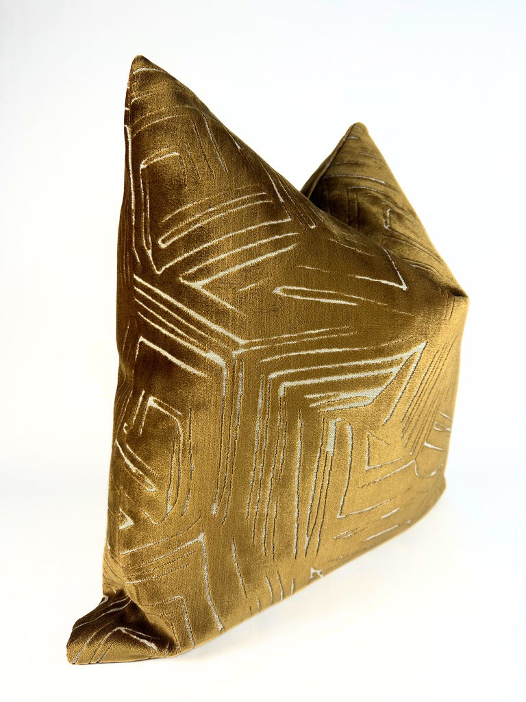 Honey Velvet Expression Pillow Cover Love, Ravin Collection