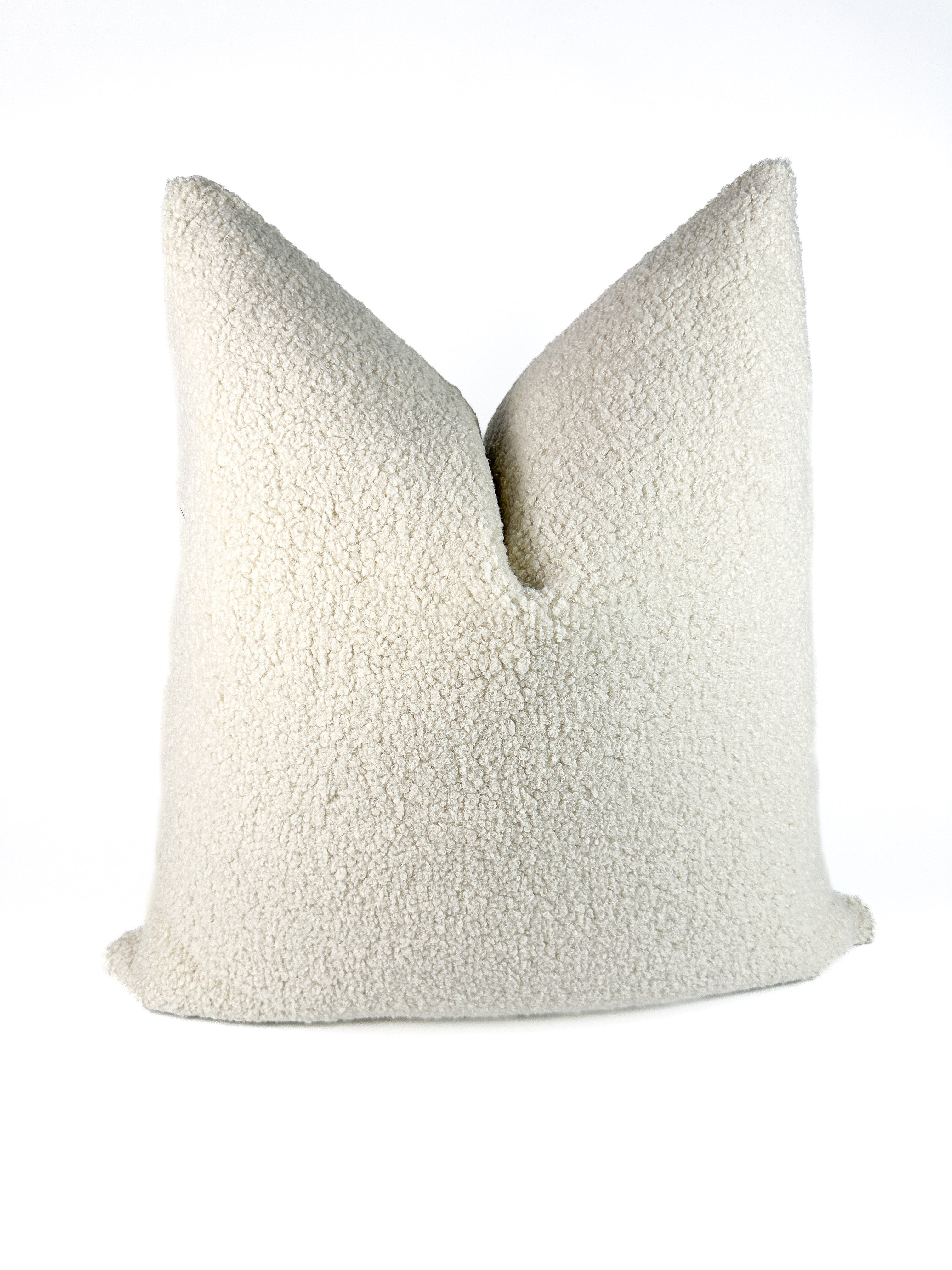 Bone Bouclé Pillow Cover simple Love, Ravin Collection