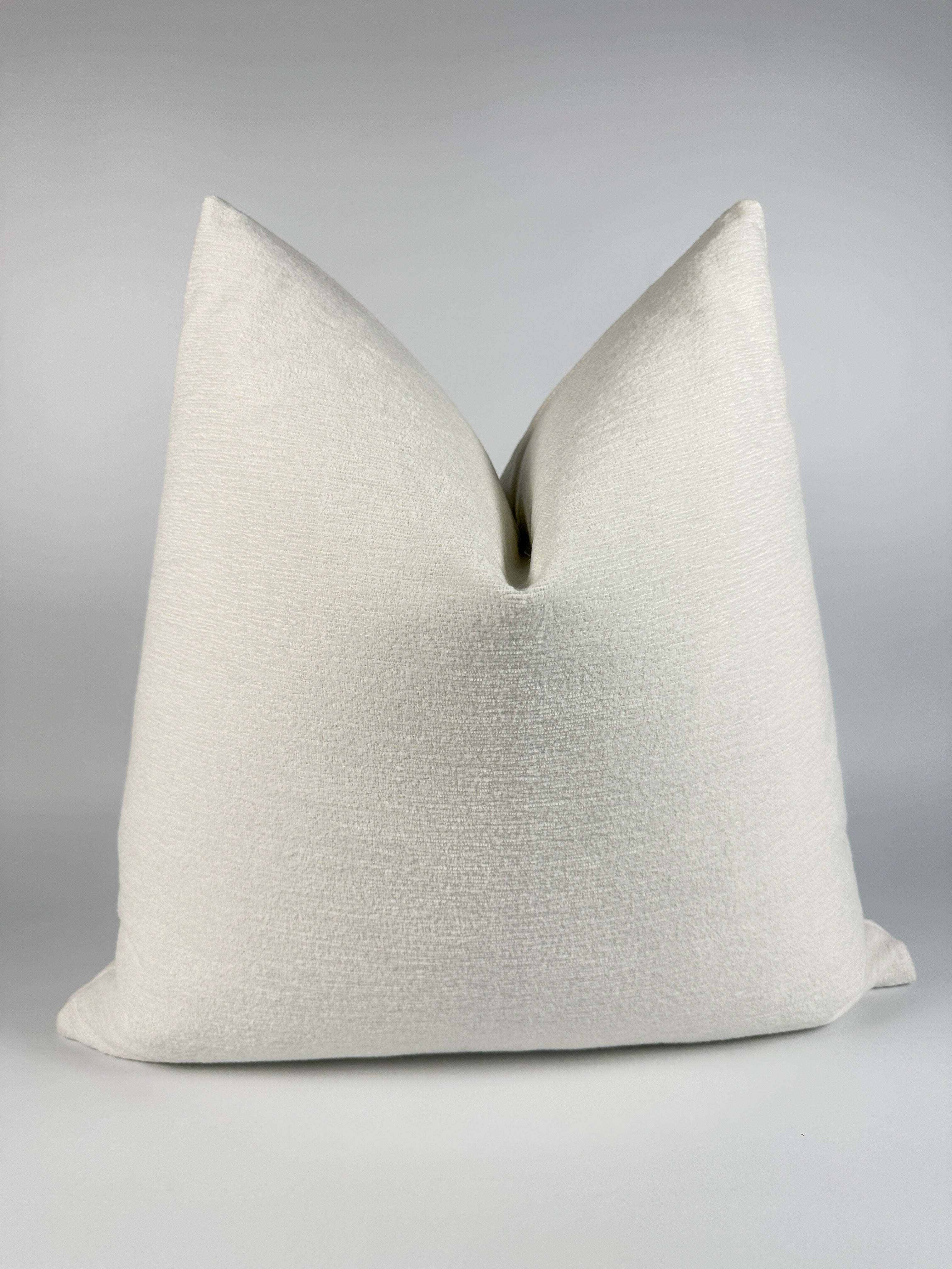 White Fleece Pillow Cover Love, Ravin Collection