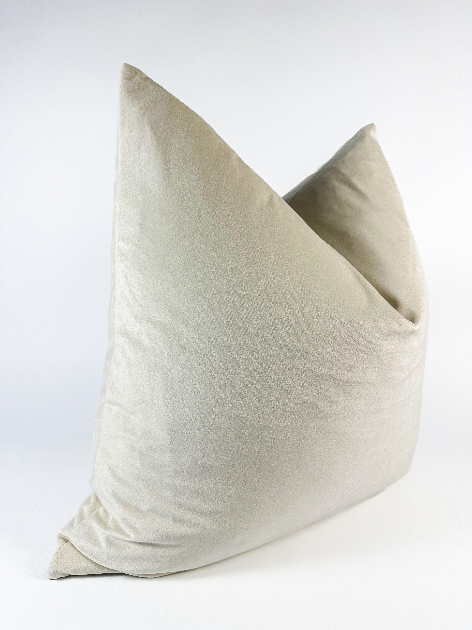 Mystery Pillow Cover simple Love, Ravin Collection