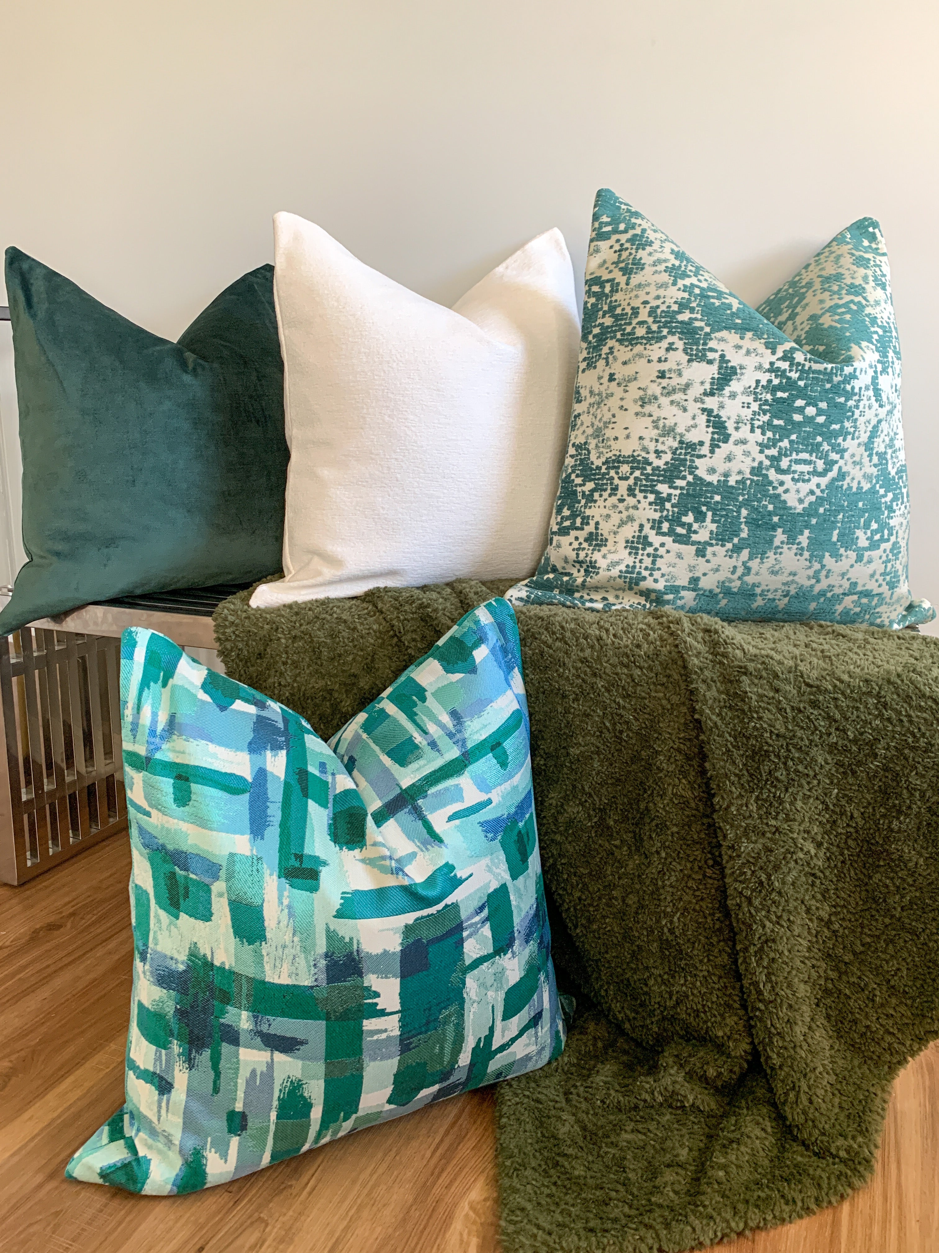 White Snowfall Pillow Cover simple Love, Ravin Collection